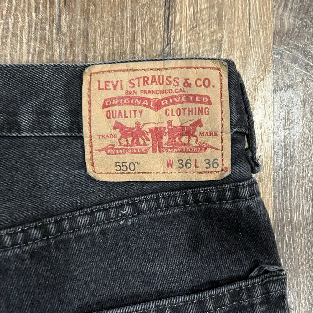 Levis 550 Relaxed Fit Jeans Mens 36x36 Black Denim Tapered Leg Y2K 2000s